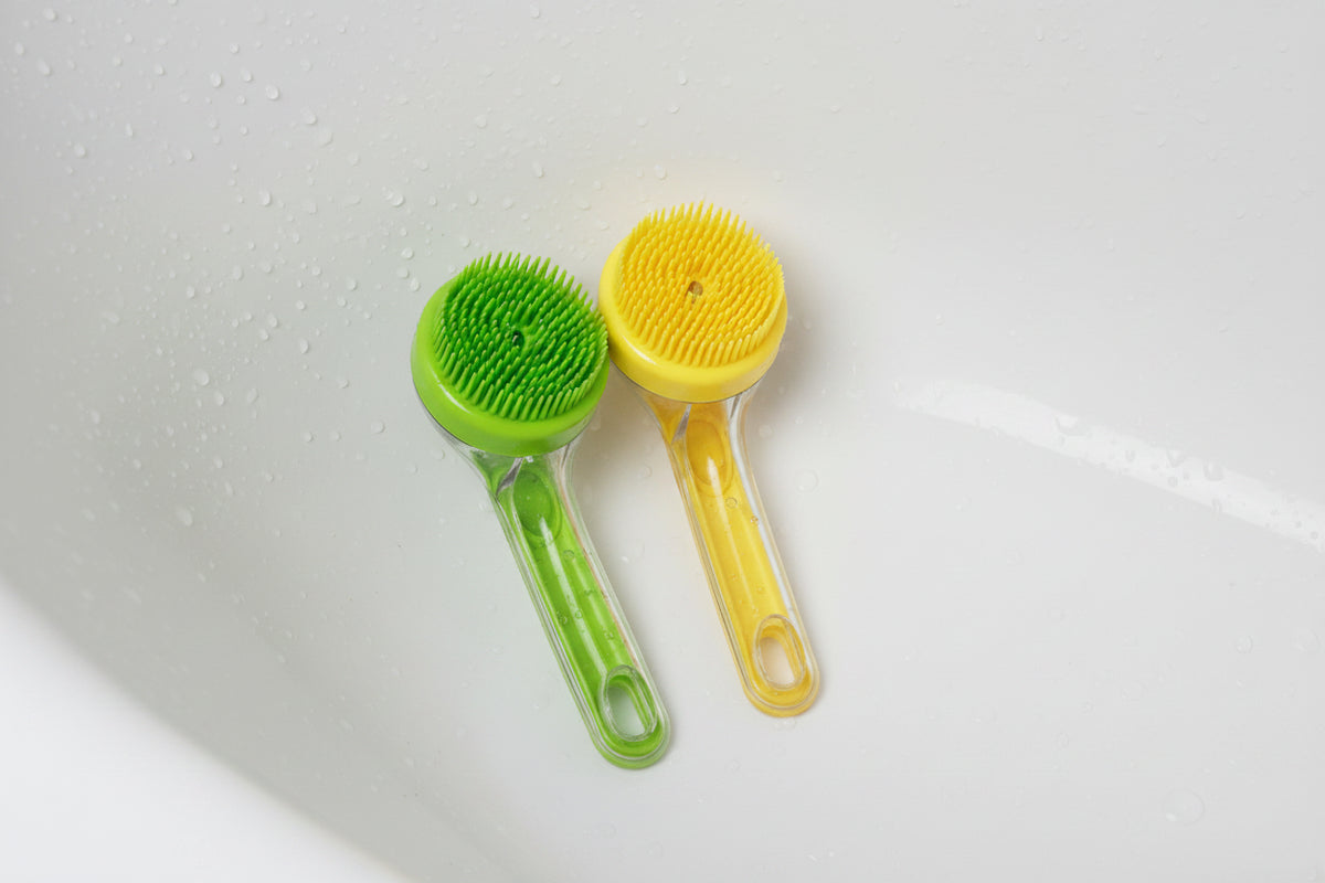 VelvetyPaws™ AquaShower Pro – Pommeau de Douche Brosse & Distributeur de Shampoing